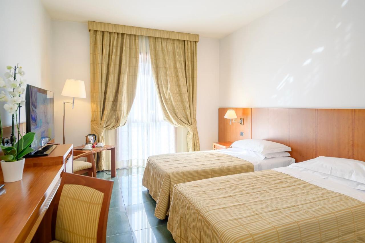 Hotel Dei Principati Baronissi Eksteriør billede