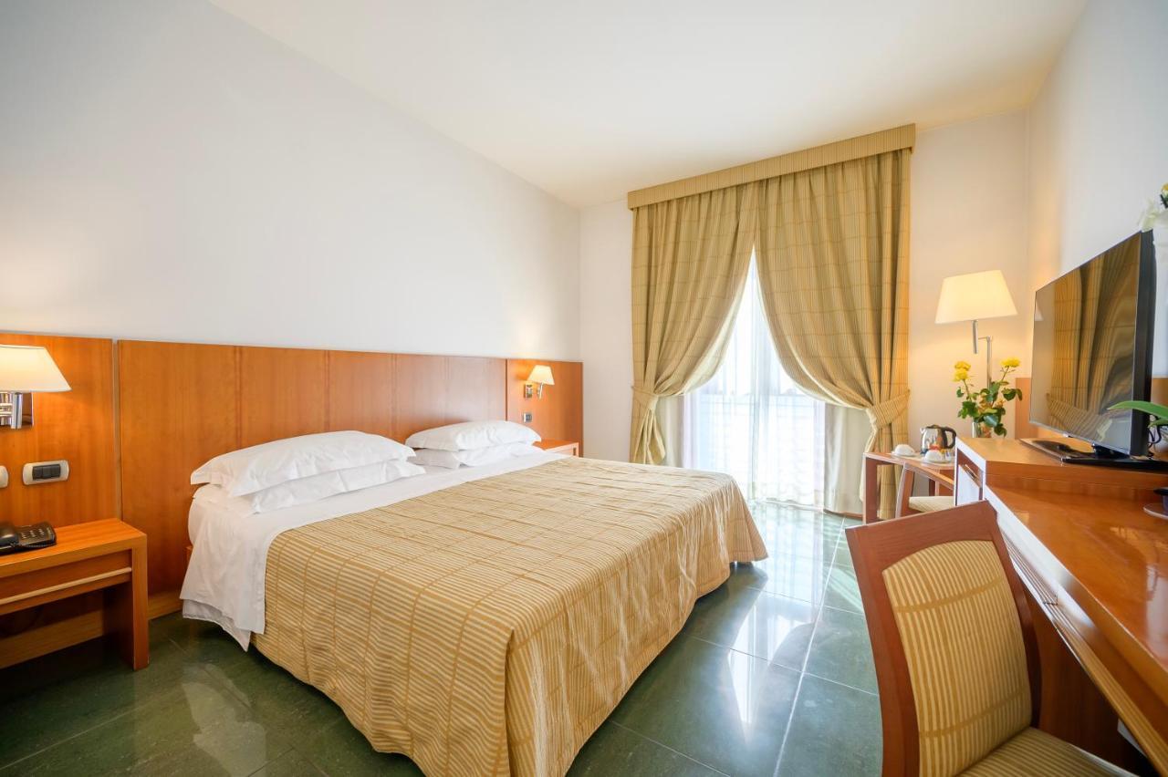 Hotel Dei Principati Baronissi Eksteriør billede